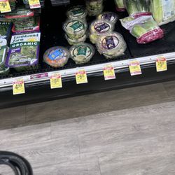 Jewel-Osco - Celery was supposed to be 1.99$ was charged 4.99.... Robbery.