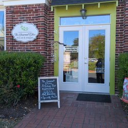 Gourmet Olive Manteo