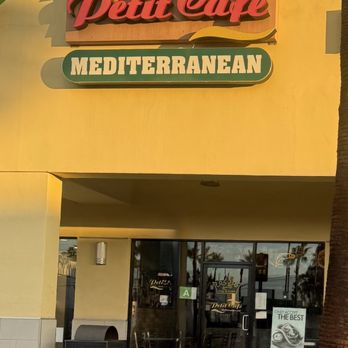 Petit Café - Greek Near Me - El Segundo, California