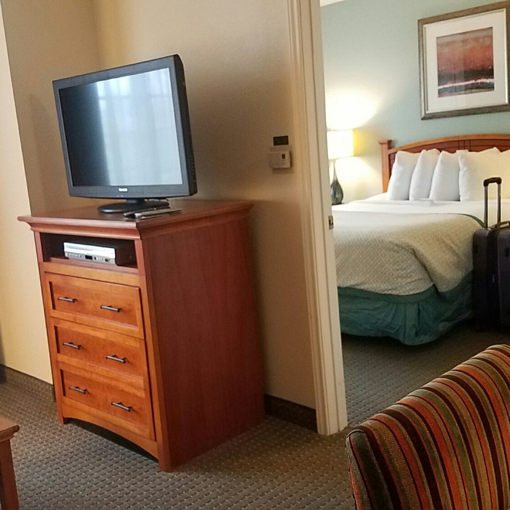 Staybridge Suites - Queen suite studio 1 - Hotels Near Me - Plantation, Florida Staybridge Suites - Queen suite studio 1 - Hotels Near Me - Plantation, Florida