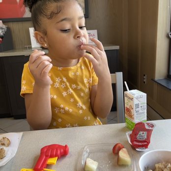 Chick-fil-A - Kid Friendly - Fast Food Near Me - Batavia, Illinois