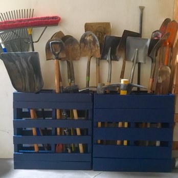 Universal Linings - These guys are awesome! Put a couple pallets together and universal provided the fun blue color rhino lining to them. - Auto Customization Near Me - Chandler, Arizona