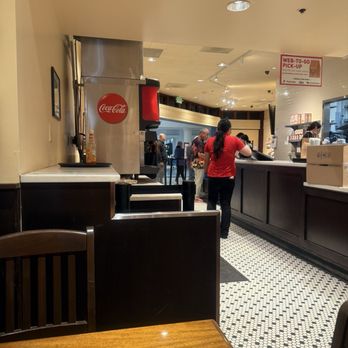 Boudin - Pick up counter - Bakeries Near Me - San Francisco, California Boudin - Pick up counter - Bakeries Near Me - San Francisco, California