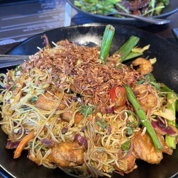 P.F. Chang's - Singapore Street Noodles - Chinese Near Me - Miami, Florida