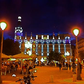 Me Reina Victoria - ME Madrid at night - Hotels Near Me - Madrid, M Me Reina Victoria - ME Madrid at night - Hotels Near Me - Madrid, M