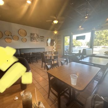 Vanda Orchid Thai Bistro - Inside - Thai Near Me - Dixon, California Vanda Orchid Thai Bistro - Inside - Thai Near Me - Dixon, California