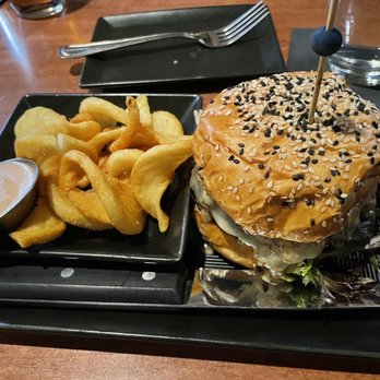 Windsor Mill Tavern - Tavern Burger - Bars Near Me - Windsor, Colorado Windsor Mill Tavern - Tavern Burger - Bars Near Me - Windsor, Colorado