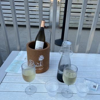 Shore Club Chicago - Chateau de Sancerre white wine - Lounges Near Me - Chicago, Illinois Shore Club Chicago - Chateau de Sancerre white wine - Lounges Near Me - Chicago, Illinois
