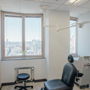 Caren Campbell, MD - Dermatologists Near Me - San Francisco, California Caren Campbell, MD - Dermatologists Near Me - San Francisco, California