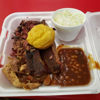 Chopper's Ol' School BBQ - This will put you to bed, delicious. - Barbeque Near Me - Daleville, Alabama
