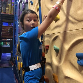 Urban Air Trampoline and Adventure Park - Trampoline Parks Near Me - Pasadena, Texas