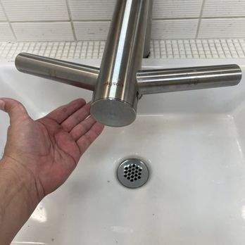 Saigon Hustle | Garden Oaks - Haha, had to include this. This is just convenient. The hand drier is built into the faucet. - Vietnamese Near Me - Houston, Texas Saigon Hustle | Garden Oaks - Haha, had to include this. This is just convenient. The hand drier is built into the faucet. - Vietnamese Near Me - Houston, Texas