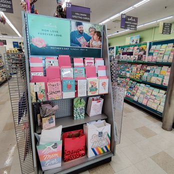 Longs Drugs - Greeting cards - Drugstores Near Me - Honolulu, Hawaii
