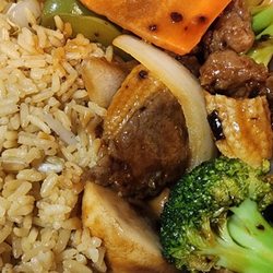 Musas Chinese Resturaunt - Schezhuan beed with fried rice