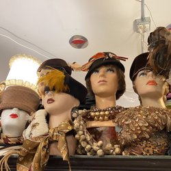 Juju's Vintage - Some of the best hats I've found