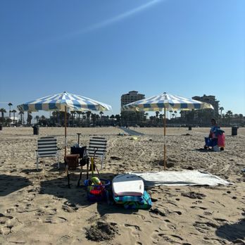 Beach Bros Sharing - Perfect set up - Beach Equipment Rentals Near Me - Costa Mesa, California Beach Bros Sharing - Perfect set up - Beach Equipment Rentals Near Me - Costa Mesa, California