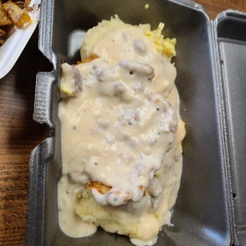 1911 Biscuits & Burgers - Southern comfort - Breakfast & Brunch Near Me - Smyrna, Georgia