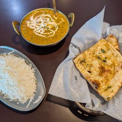 Little India - Mutter paneer and garlic naan.