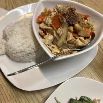 Original Thai Restaurant - Cashew chicken - Thai Near Me - Sparks, Nevada Original Thai Restaurant - Cashew chicken - Thai Near Me - Sparks, Nevada