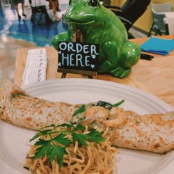 Tess Kitchen - Garlic Shrimp crepe: Shrimp, onions, family secret garlic sauce, spinach, and mushrooms