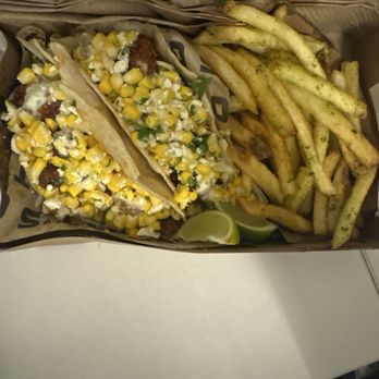 Gott's Ferry Building - Crispy chicken tacos and garlic fries - Burgers Near Me - San Francisco, California Gott's Ferry Building - Crispy chicken tacos and garlic fries - Burgers Near Me - San Francisco, California