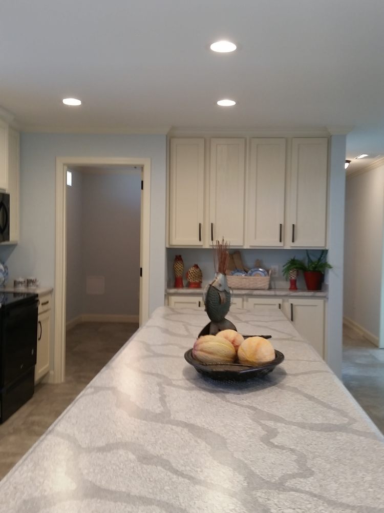 ARROWHEAD HOME SALES Request Information 2003 E Wood St, Paris, TN