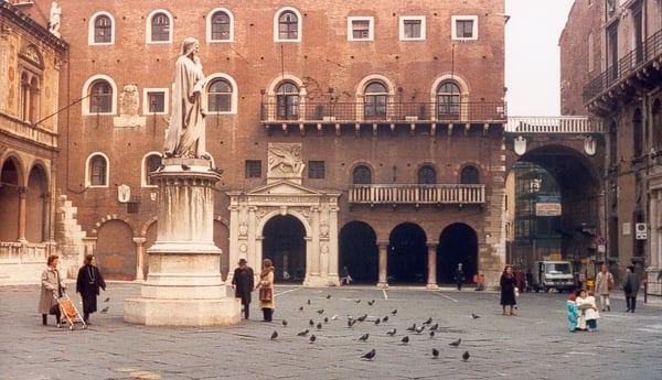 Piazza dei Signori by null