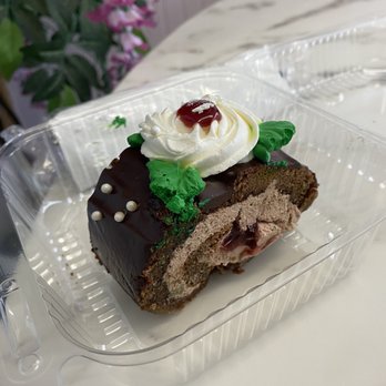 Aliona's €uro-Bake - Bakeries Near Me - Pasco, Washington Aliona's €uro-Bake - Bakeries Near Me - Pasco, Washington
