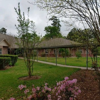 The Wellington at Conroe - Assisted Living Facilities Near Me - Conroe, Texas