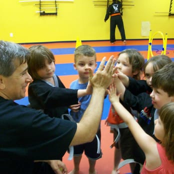 USA Professional Karate Studio - Tiger High Fives - Karate Near Me - Pittsburgh, Pennsylvania USA Professional Karate Studio - Tiger High Fives - Karate Near Me - Pittsburgh, Pennsylvania