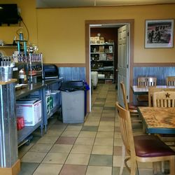 Barbecue Co. Grill & Catering - Floors are dirty.
