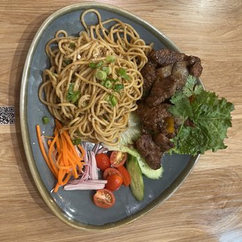 Lotus & Light - Shaken beef (Yum!!) - Vietnamese Near Me - Burbank, California