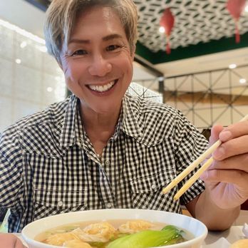 Tim Ho Wan - Noodle is too thick for Hong Kong style wonton! - Dim Sum Near Me - Irvine, California