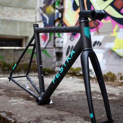 Broad Street Cycles - We sell, customize and repair the bikes, components and accessories that we ride, trust and love.