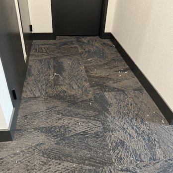 Llewellyn Apartments - Trash on the floor for 4 days - Apartments Near Me - Los Angeles, California Llewellyn Apartments - Trash on the floor for 4 days - Apartments Near Me - Los Angeles, California