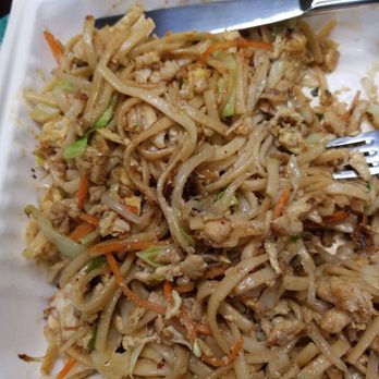 Yuan's Dumpling and Noodle House - Chicken lao mian - Chinese Near Me - Los Alamos, New Mexico Yuan's Dumpling and Noodle House - Chicken lao mian - Chinese Near Me - Los Alamos, New Mexico