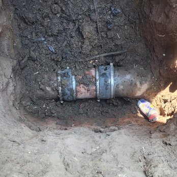 Red Lilly Plumbing - 6 inch clay sewer line piece replaced. - Plumbing Near Me - Los Angeles, California Red Lilly Plumbing - 6 inch clay sewer line piece replaced. - Plumbing Near Me - Los Angeles, California
