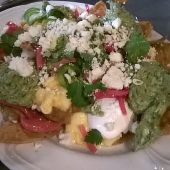 Au Cheval - chilaquiles - Bars Near Me - Chicago, Illinois Au Cheval - chilaquiles - Bars Near Me - Chicago, Illinois