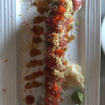 2 Vinez - Jordan roll - Asian Fusion Near Me - Jupiter, Florida