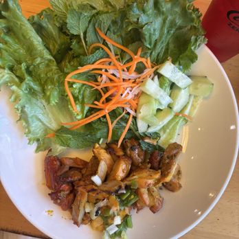 Pho Bac Hoa Viet - A7. Lettuce Wrap - Chicken or Pork - Vietnamese Near Me - Sacramento, California Pho Bac Hoa Viet - A7. Lettuce Wrap - Chicken or Pork - Vietnamese Near Me - Sacramento, California