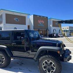 Woodie’s Wash Shack