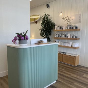 Darin Jon Studio - Hair Salons Near Me - Goleta, California Darin Jon Studio - Hair Salons Near Me - Goleta, California