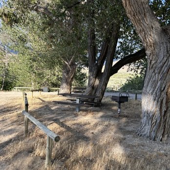 Berts Canyon Picnic Area - Parks Near Me - Onyx, California Berts Canyon Picnic Area - Parks Near Me - Onyx, California