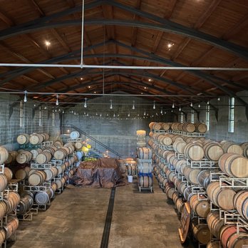 Foley Sonoma Winery - Winery - Wine Tours Near Me - Geyserville, California Foley Sonoma Winery - Winery - Wine Tours Near Me - Geyserville, California