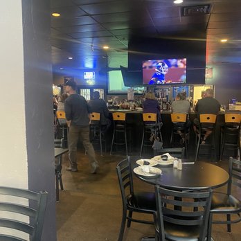 Darcy's Restaurant And Spirits - The bar area - Sports Bars Near Me - Spokane Valley, Washington