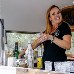 Roadie Mobile Bar - Mary our bartender