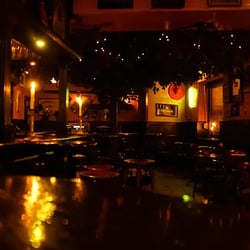 Finnegan's Irish Pub