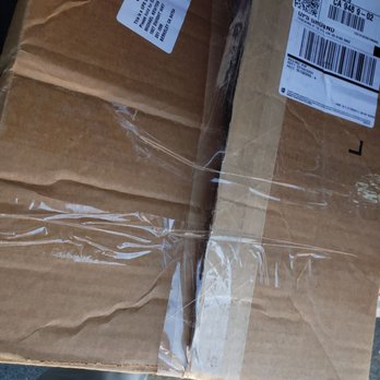 The UPS Store - Shipping Centers Near Me - Oakland, California