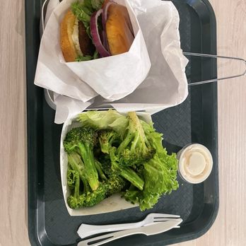 Veganburg - Teriyaki Burg, Broccoli, garlic aioli - Vegan Near Me - Hesperia, California Veganburg - Teriyaki Burg, Broccoli, garlic aioli - Vegan Near Me - Hesperia, California
