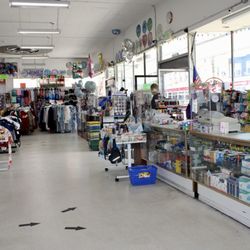 One Dollar Only - Front Registers and directional arrows for line formation